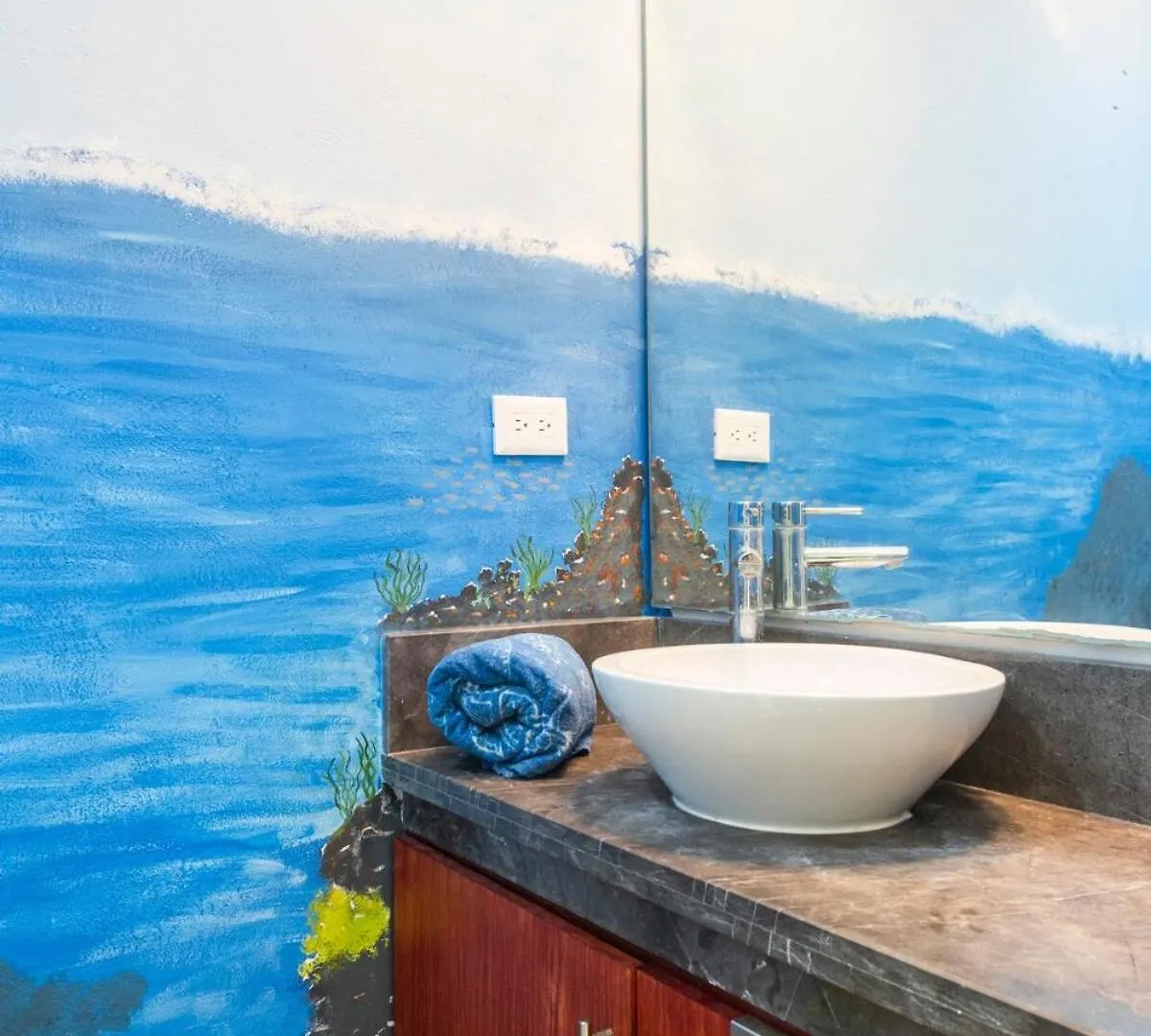 Experience Tranquility And Comfort, Walk 3 Min To The Beach Lafitte